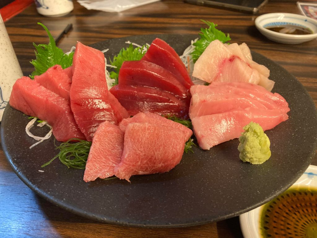 Plate of different tuna sashimi cuts at Kurobatei in Misaki (Miura peninsula)