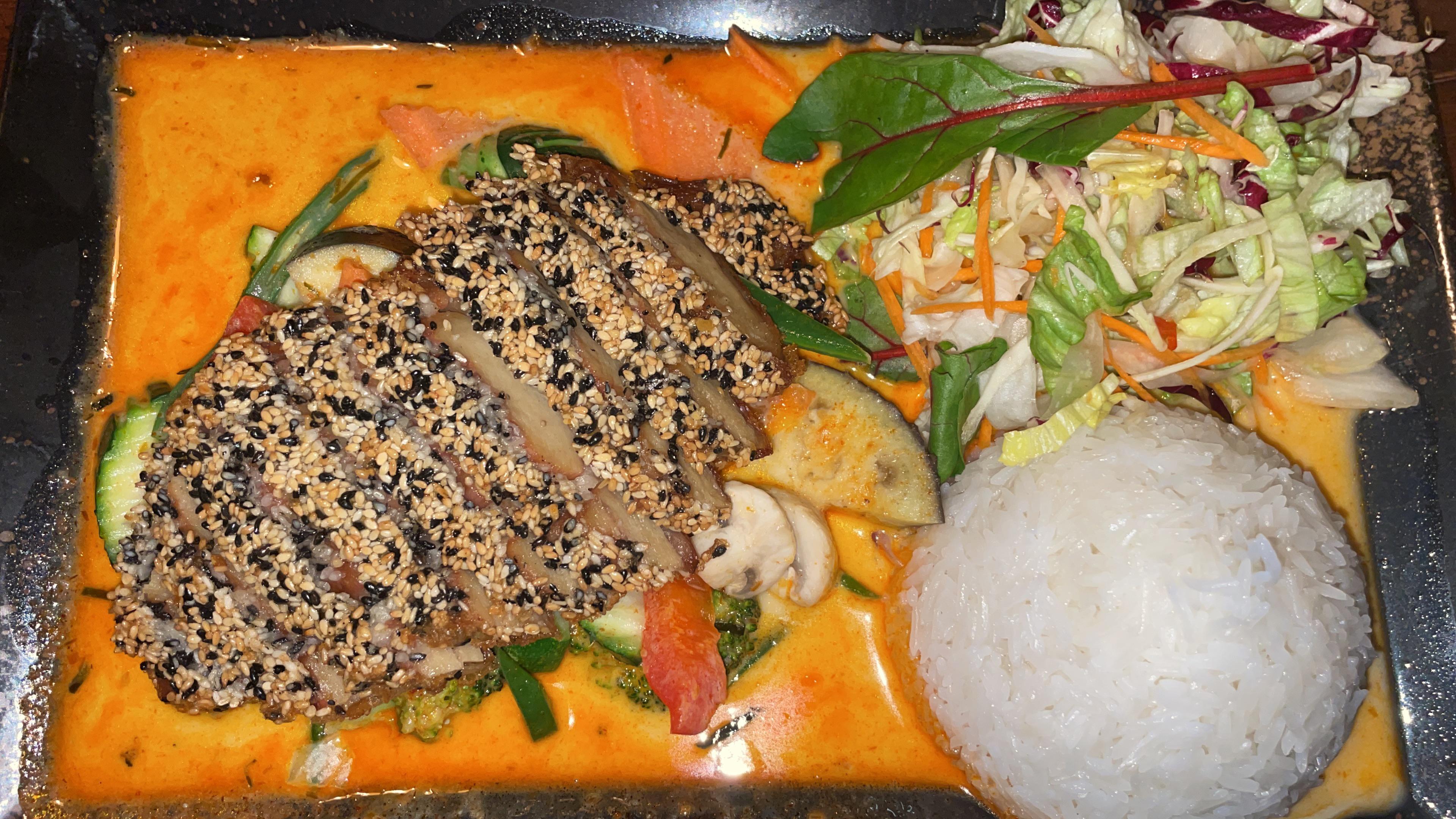 Seitan „duck“ in a spicy coconut sauce Dining and Cooking