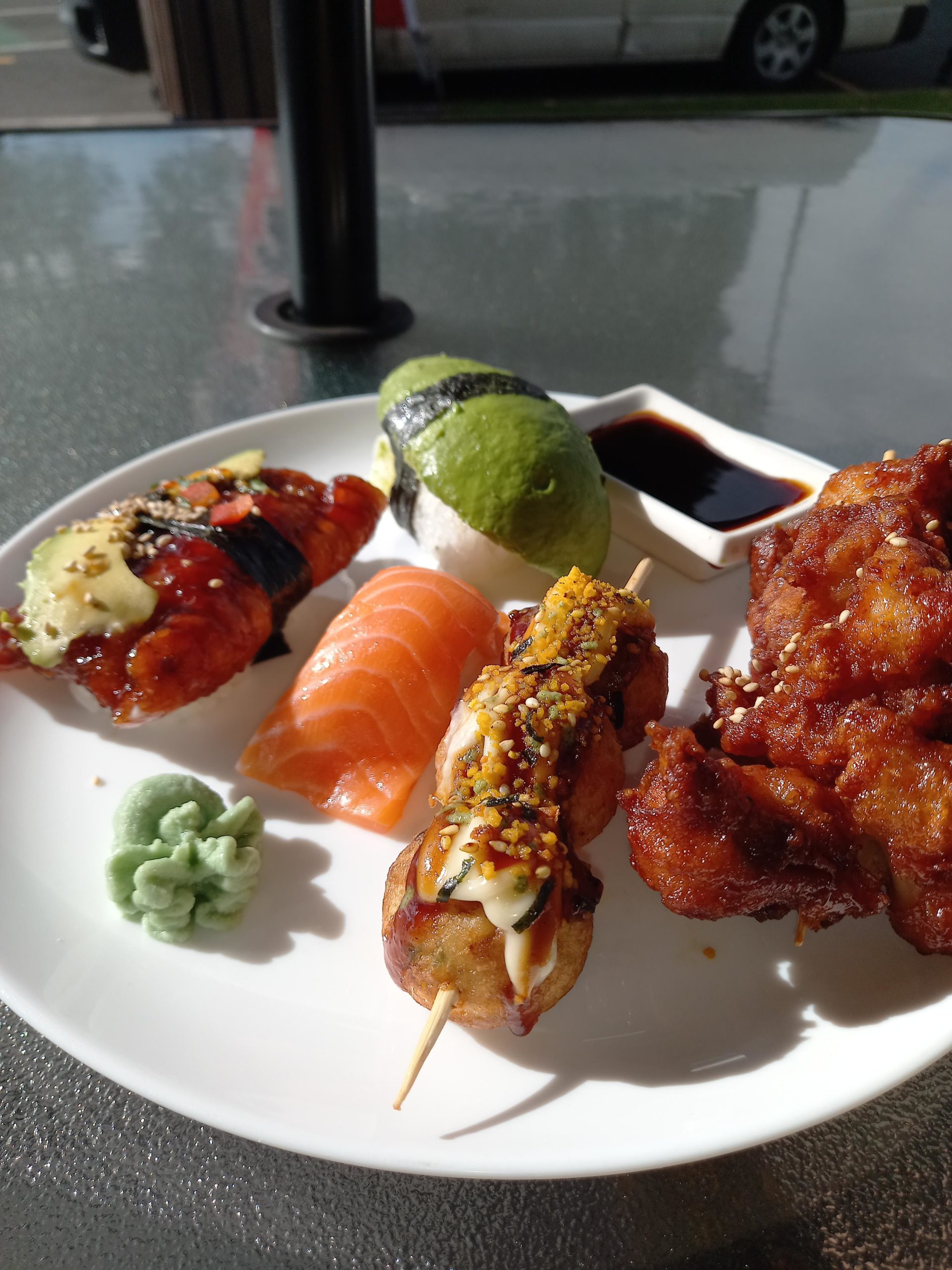 Brunch in a New Zealand takeaway sushi store, hope you like ) Dining