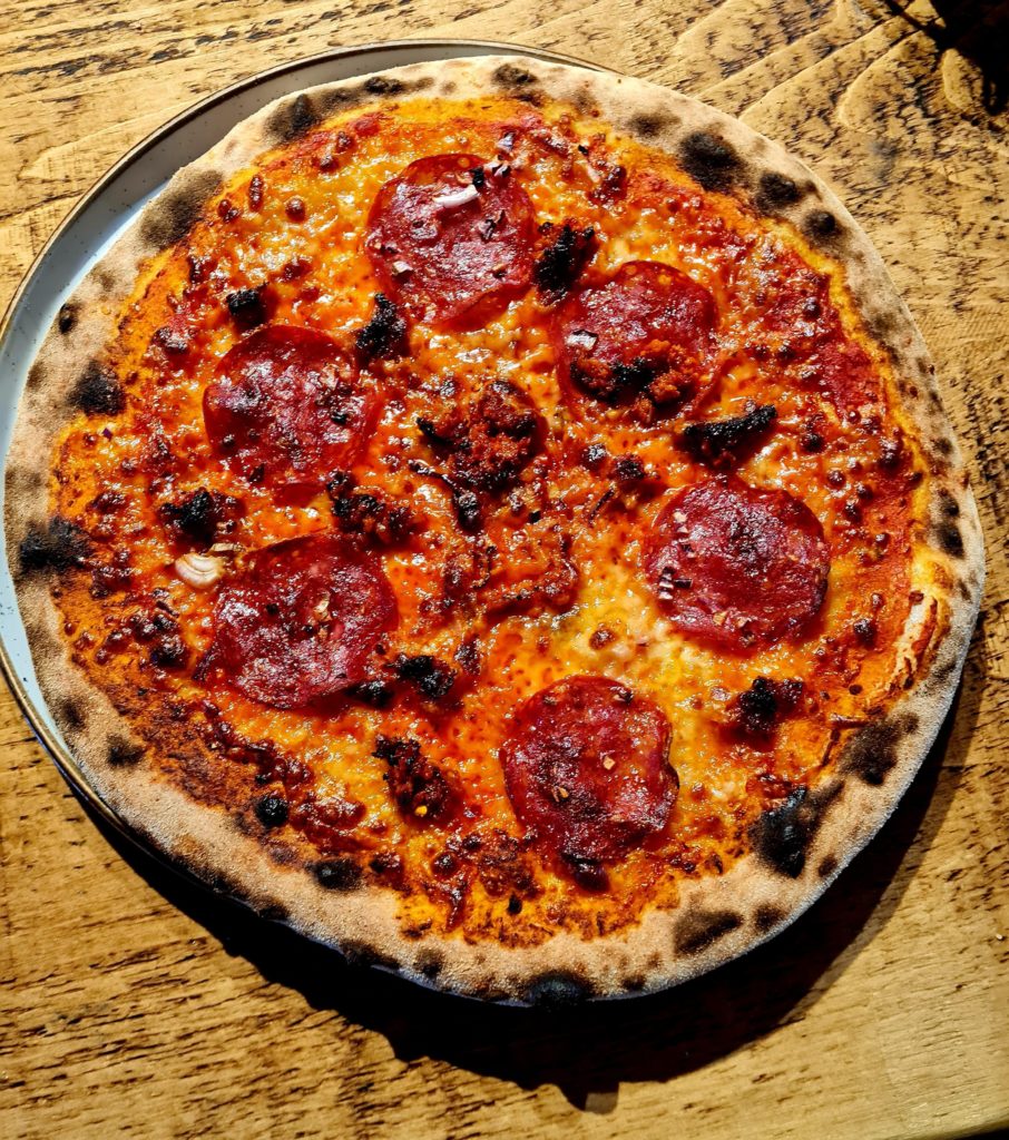Tried a NY style crust for the first time. Nduja got a little charred, but happy with the results!