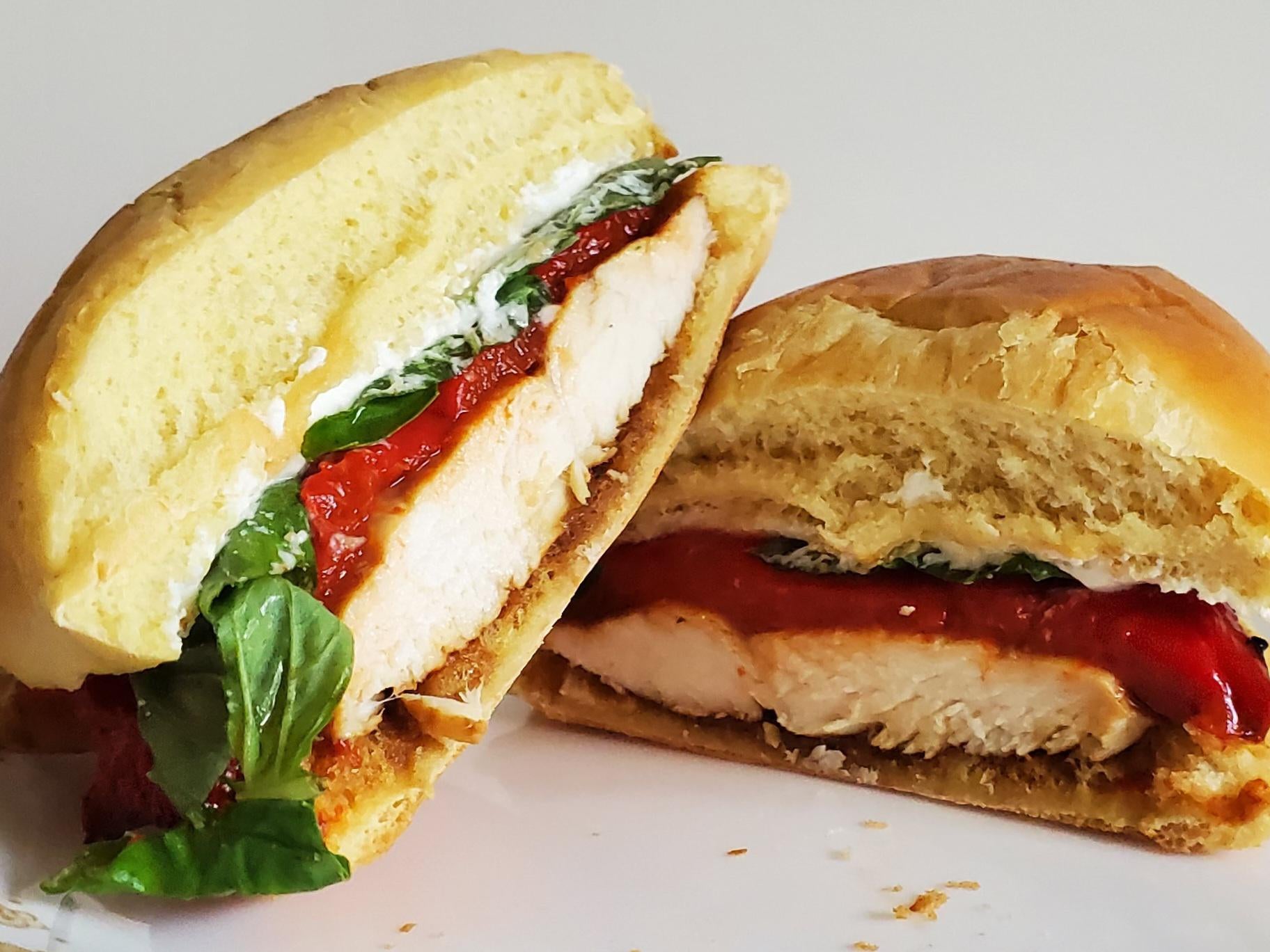 [My Wife Made] Balsamic Glazed Chicken Sandwiches Dining and Cooking