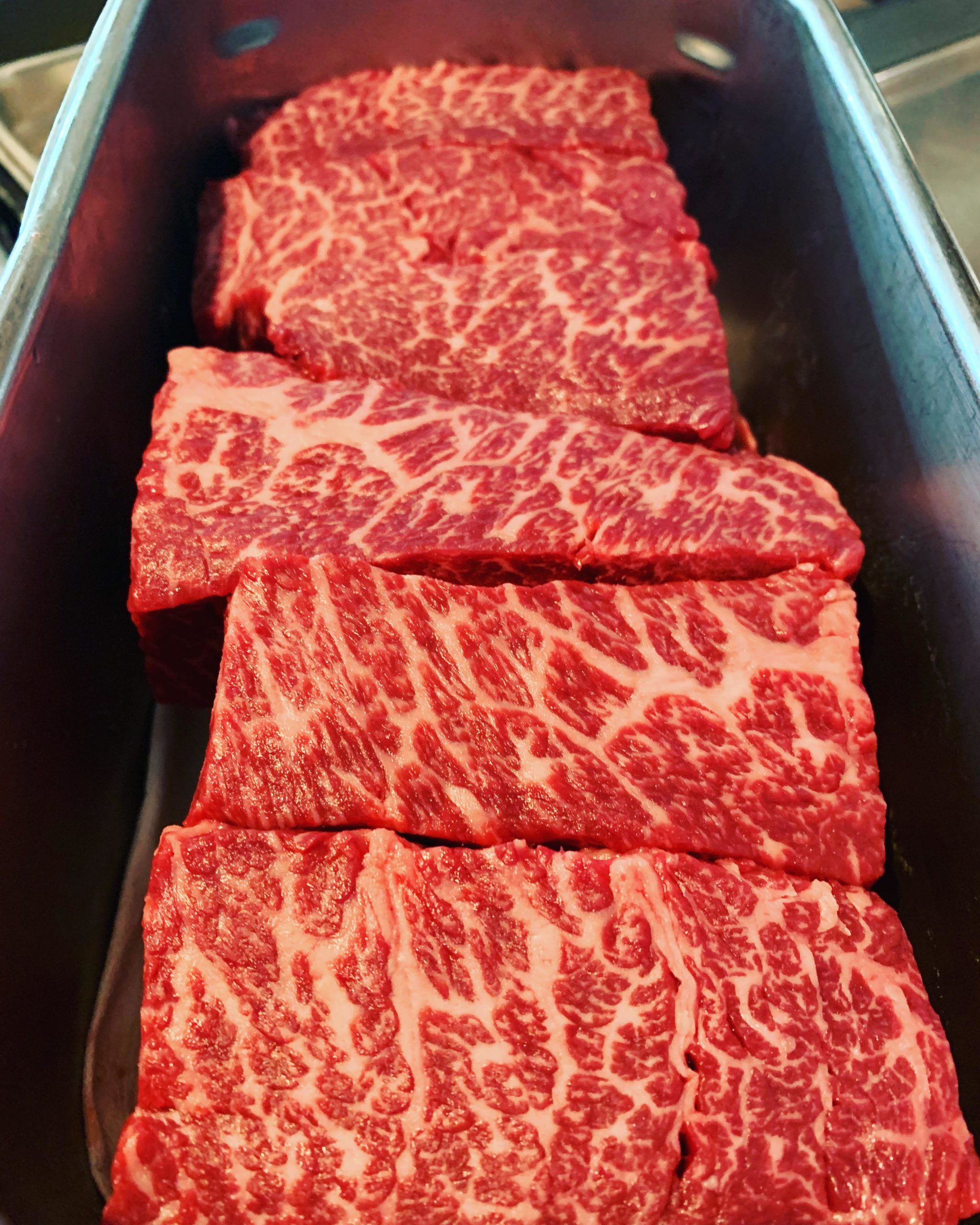 Snake River Farms American Wagyu. Zabuton. Dining and Cooking