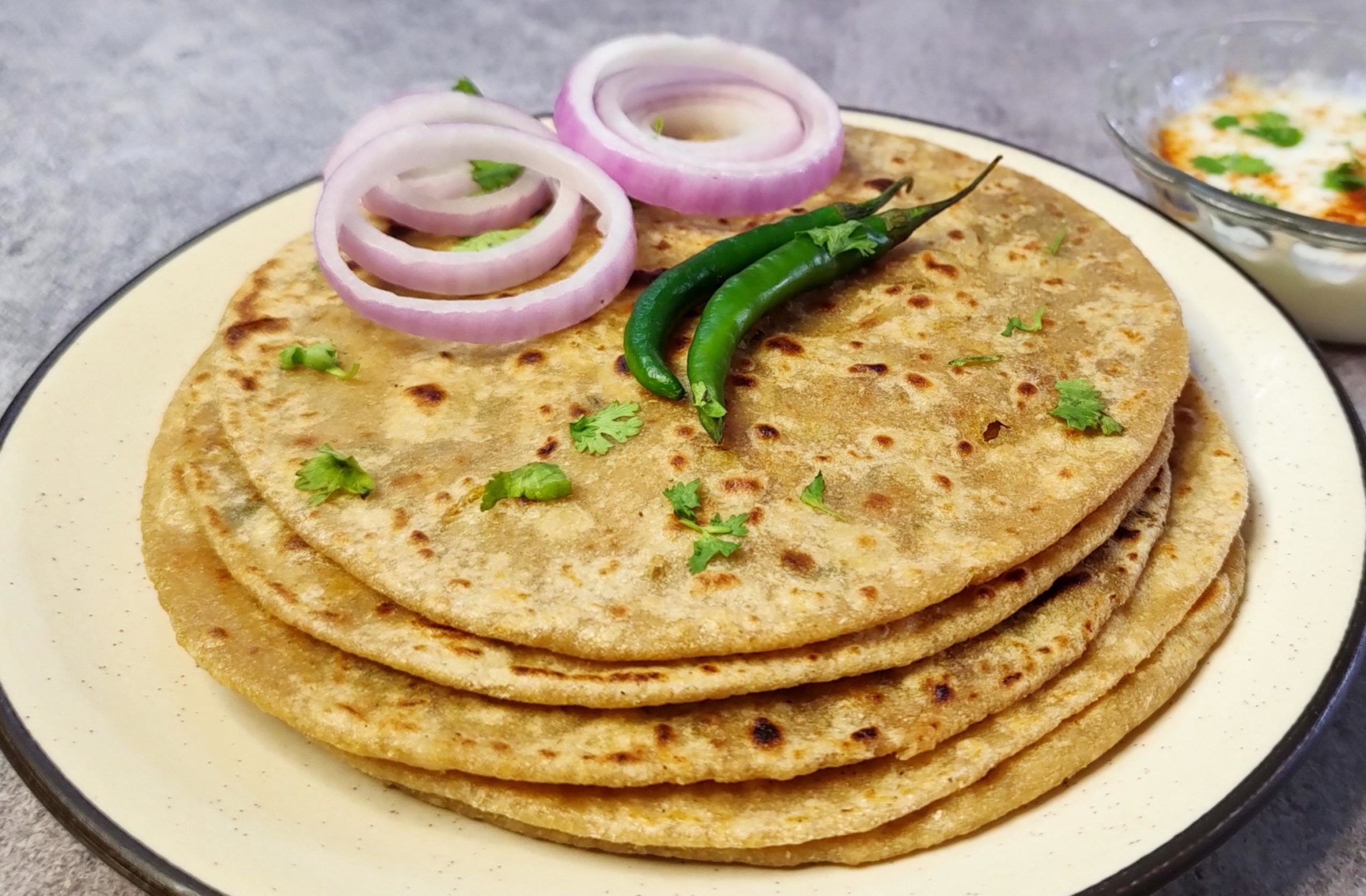 How To Make Onion Paratha | Pyaz Ka Tasty Paratha | Onion Paratha ...