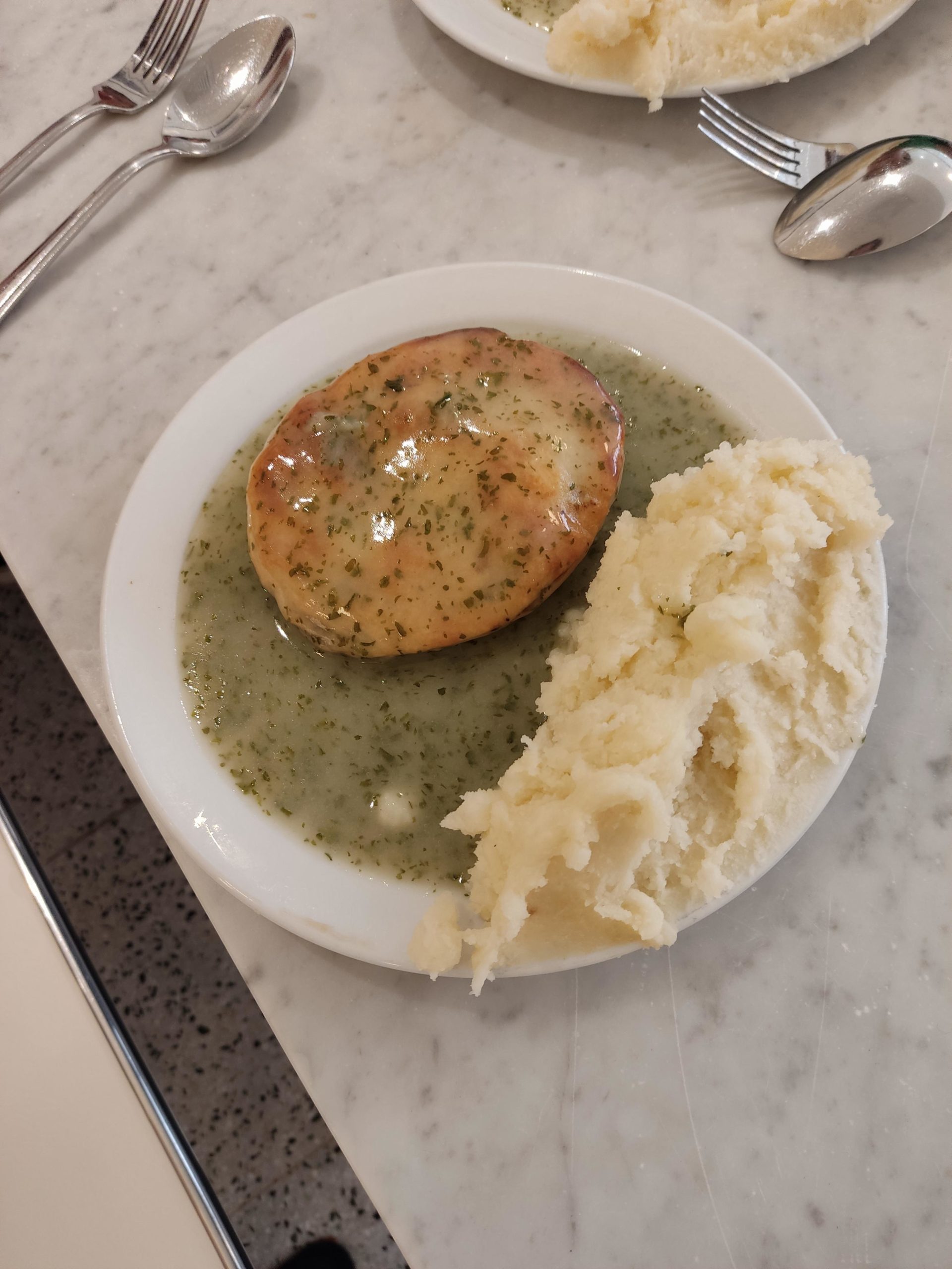 Vegan Pie and Mash with Parsley Liquor from G Kelly, Mile End London