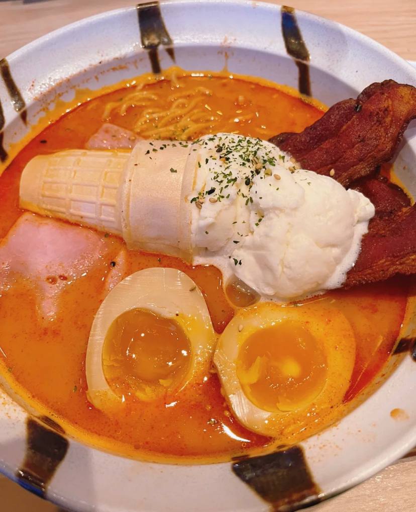 Ice cream ramen, it looks like a dark dish, but it's surprisingly