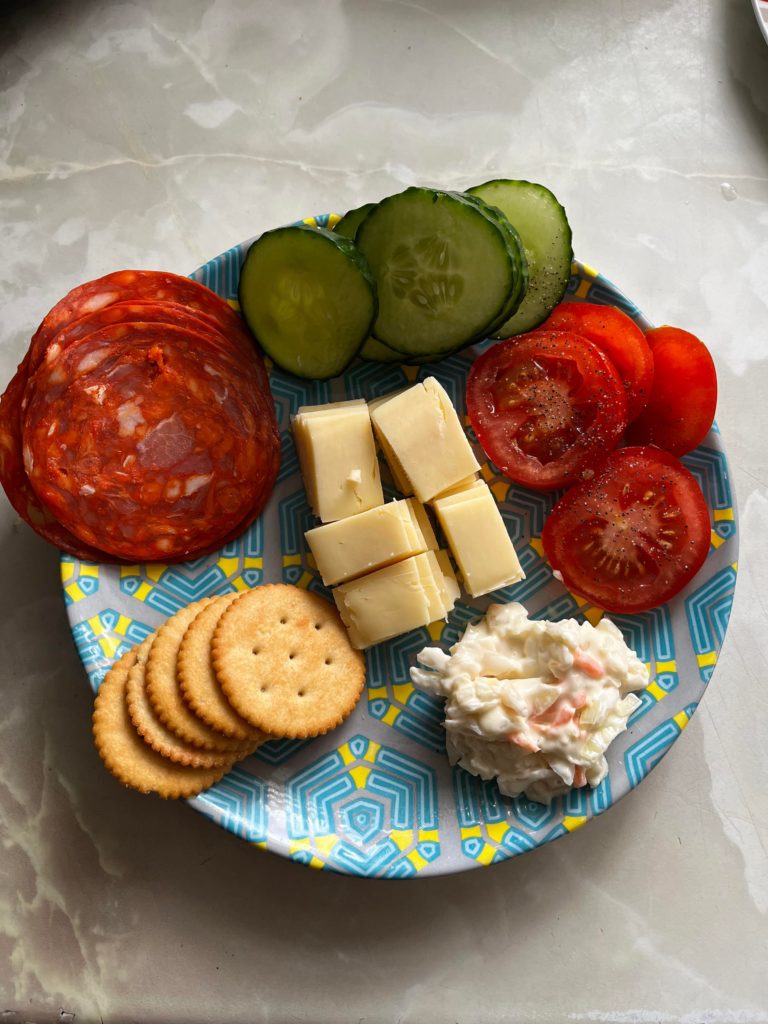 adult lunchable snacky lunch!