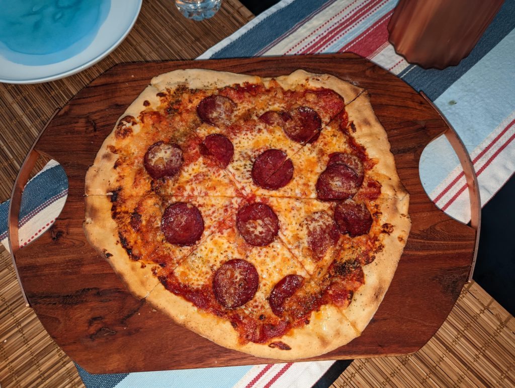 16" pepperoni and cheese!