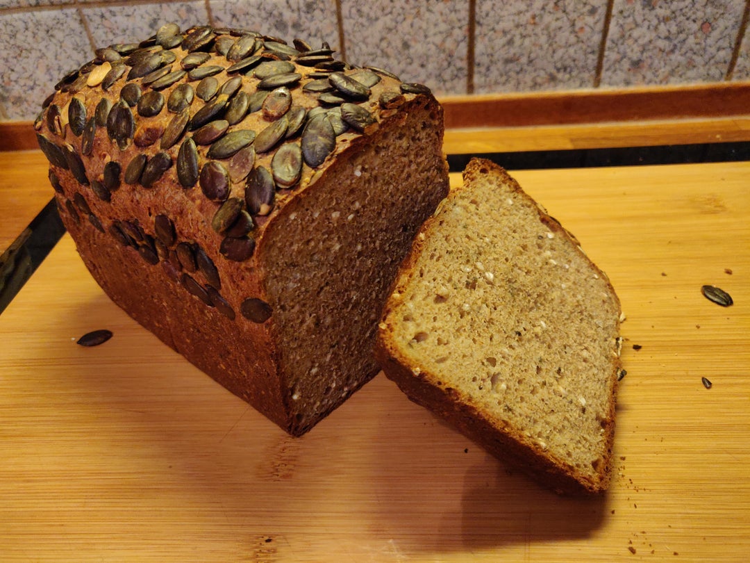 Whole Wheat & Spelt Bread wtth Hempseeds & Buckwheat Dining and Cooking
