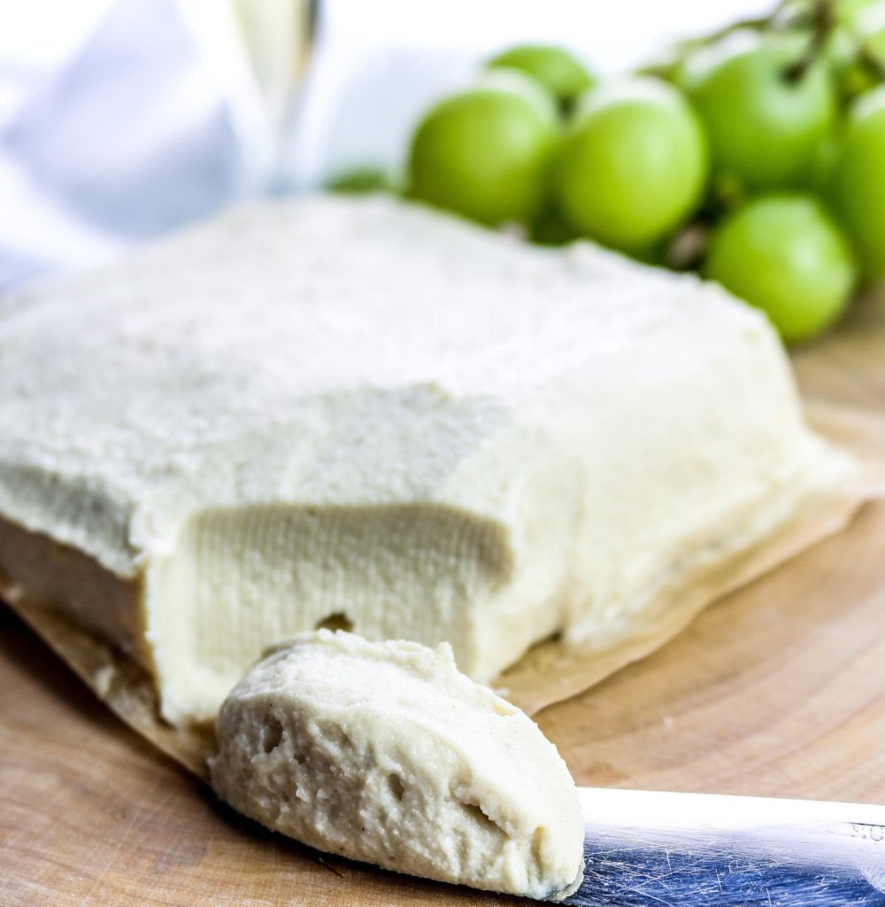 Vegan Overnight Cheese (with Cashew nuts)