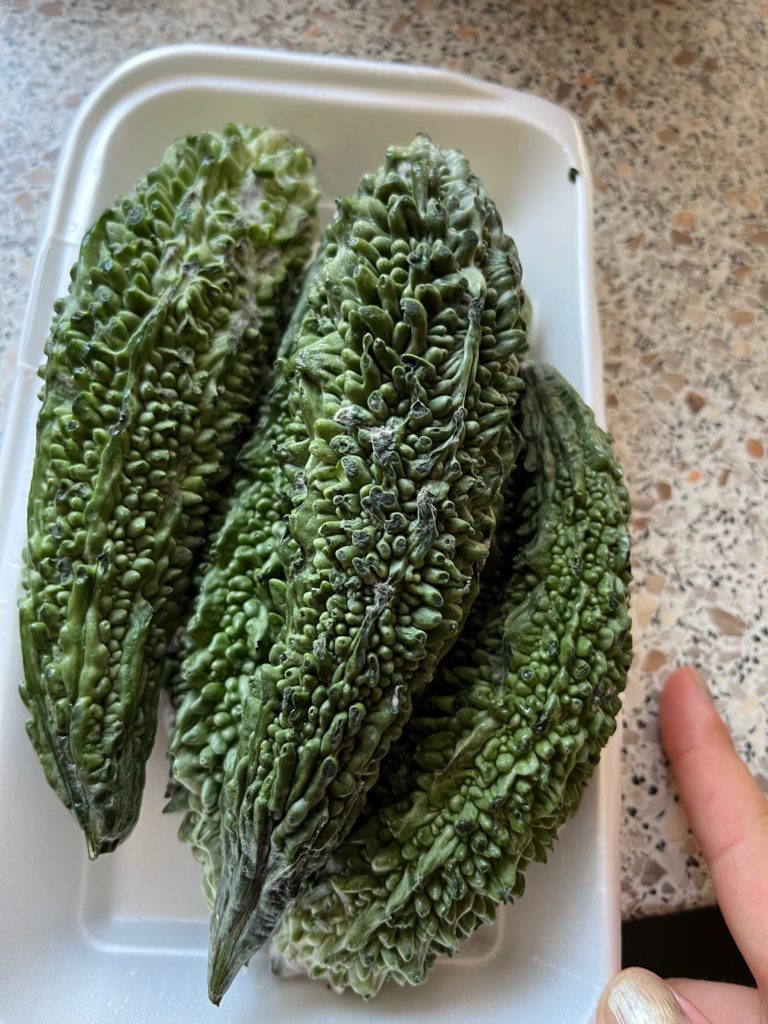 I need help with identifying a veggie.. what’s its name, pls?!