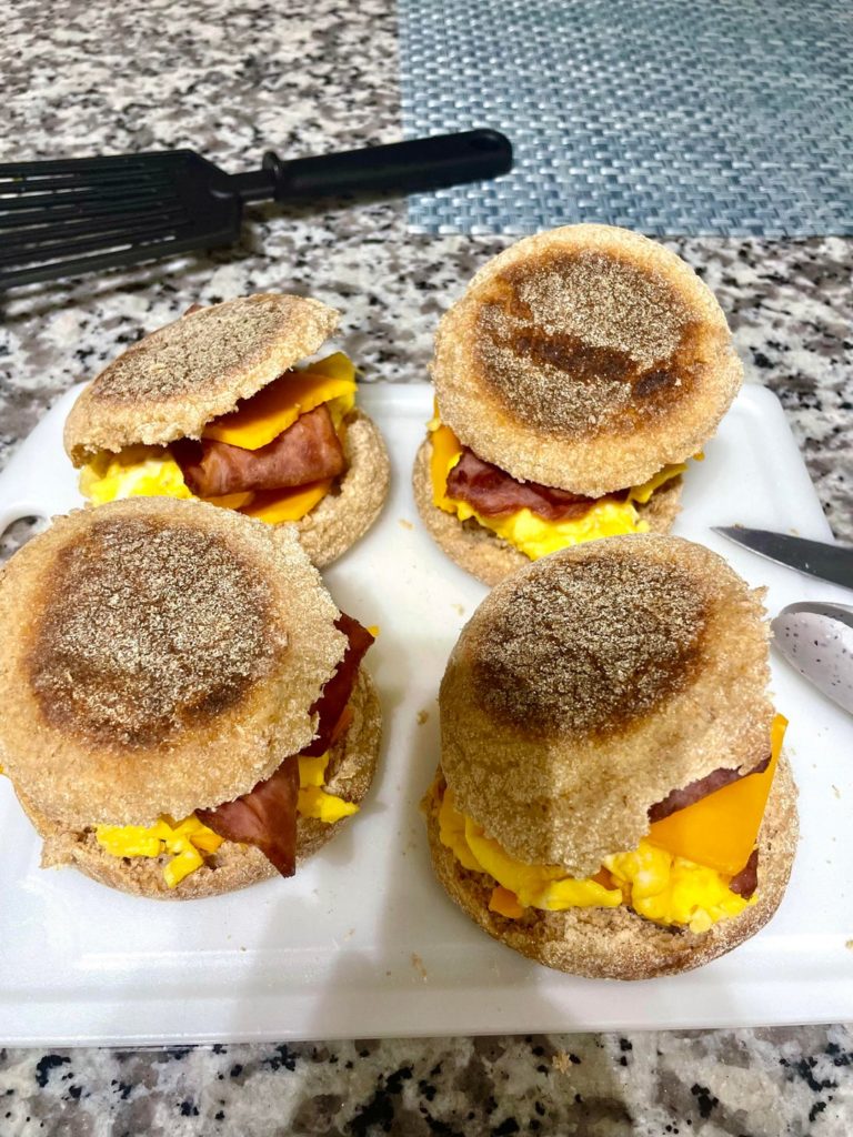 Small breakfast and lunch meal prep