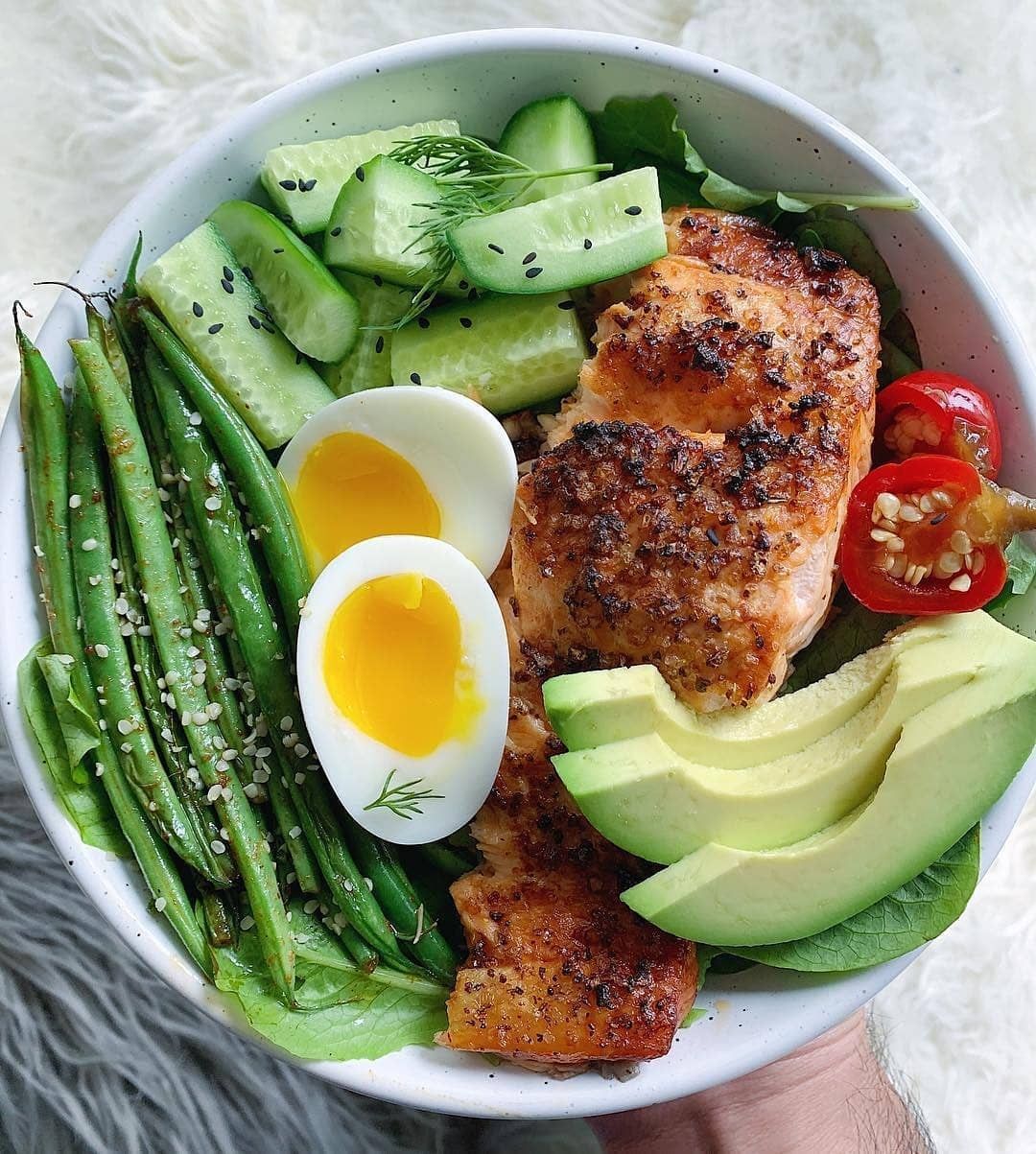 SALMON POWER BOWL Dining and Cooking