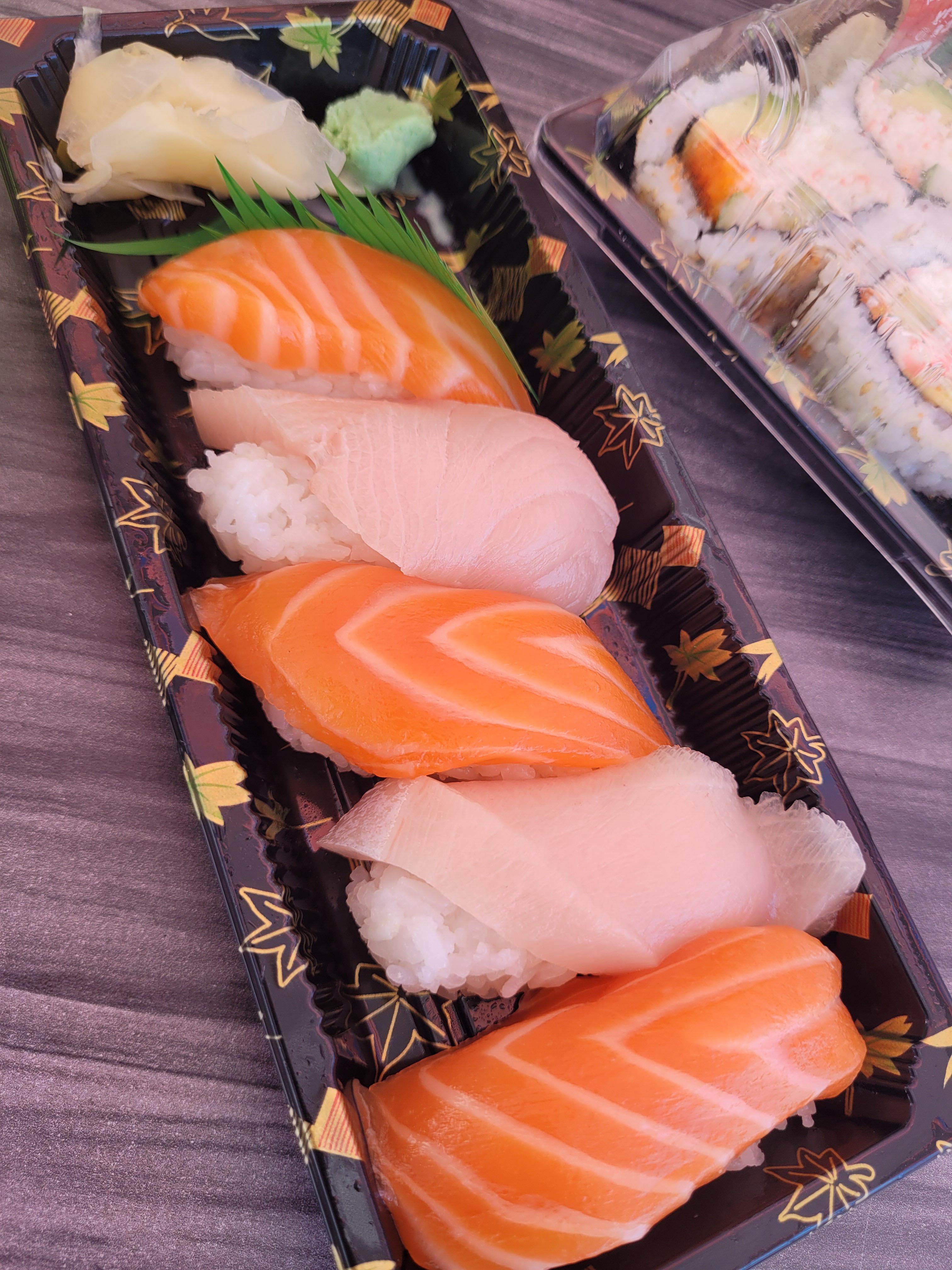 Sushi tray Dining and Cooking