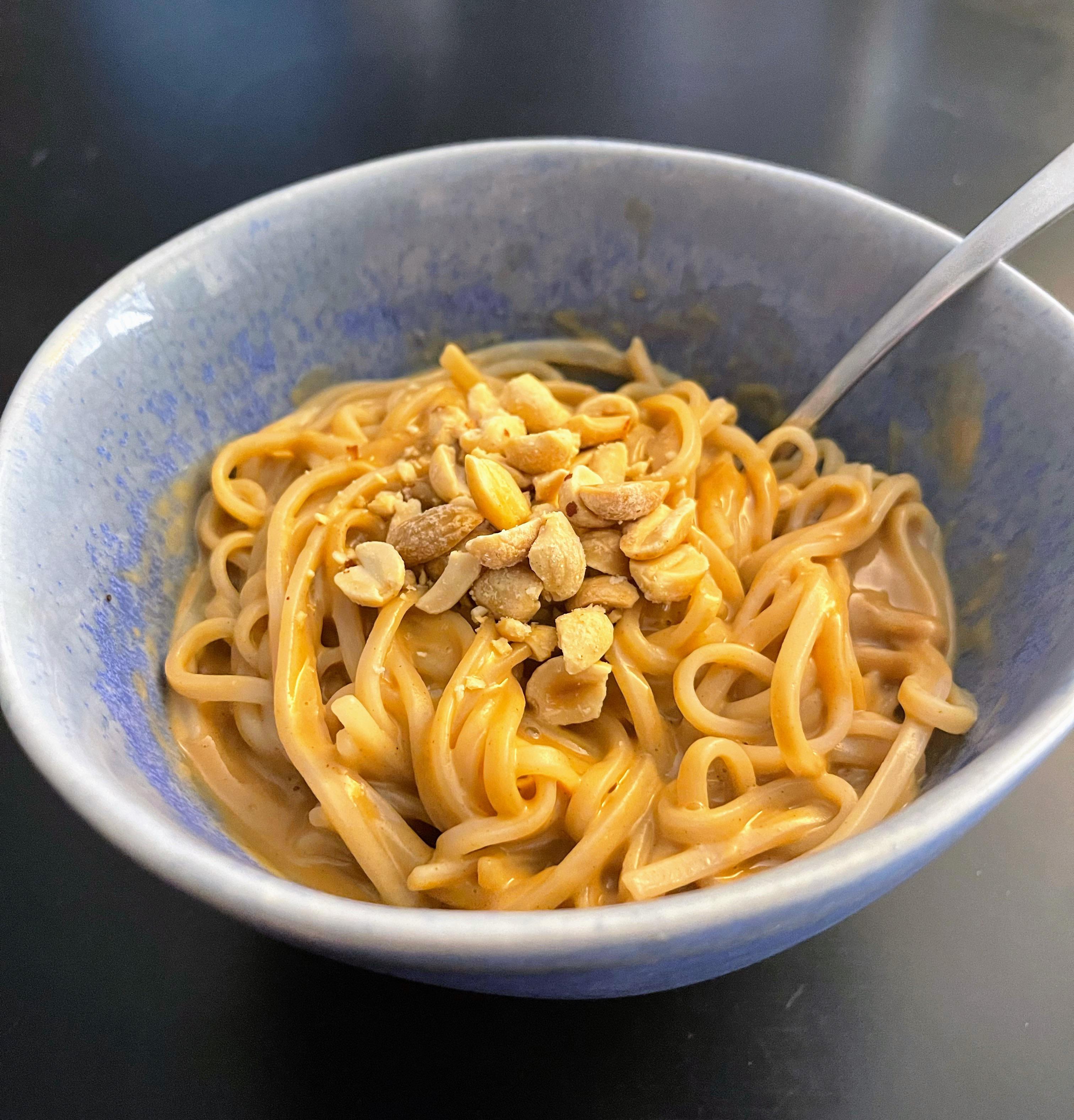 Rice noodles & homemade peanut sauce 😋 Dining and Cooking