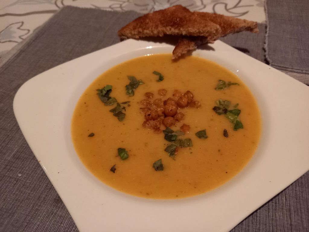 Roasted pumpkin soup with chickpea croutons