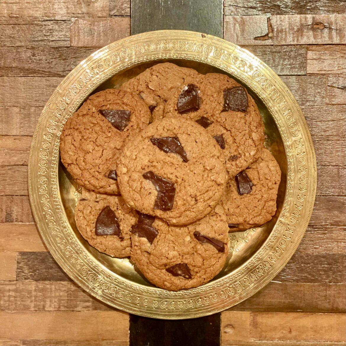 Pumpkin Spice Oatmeal Molasses Cookies (Recipe)