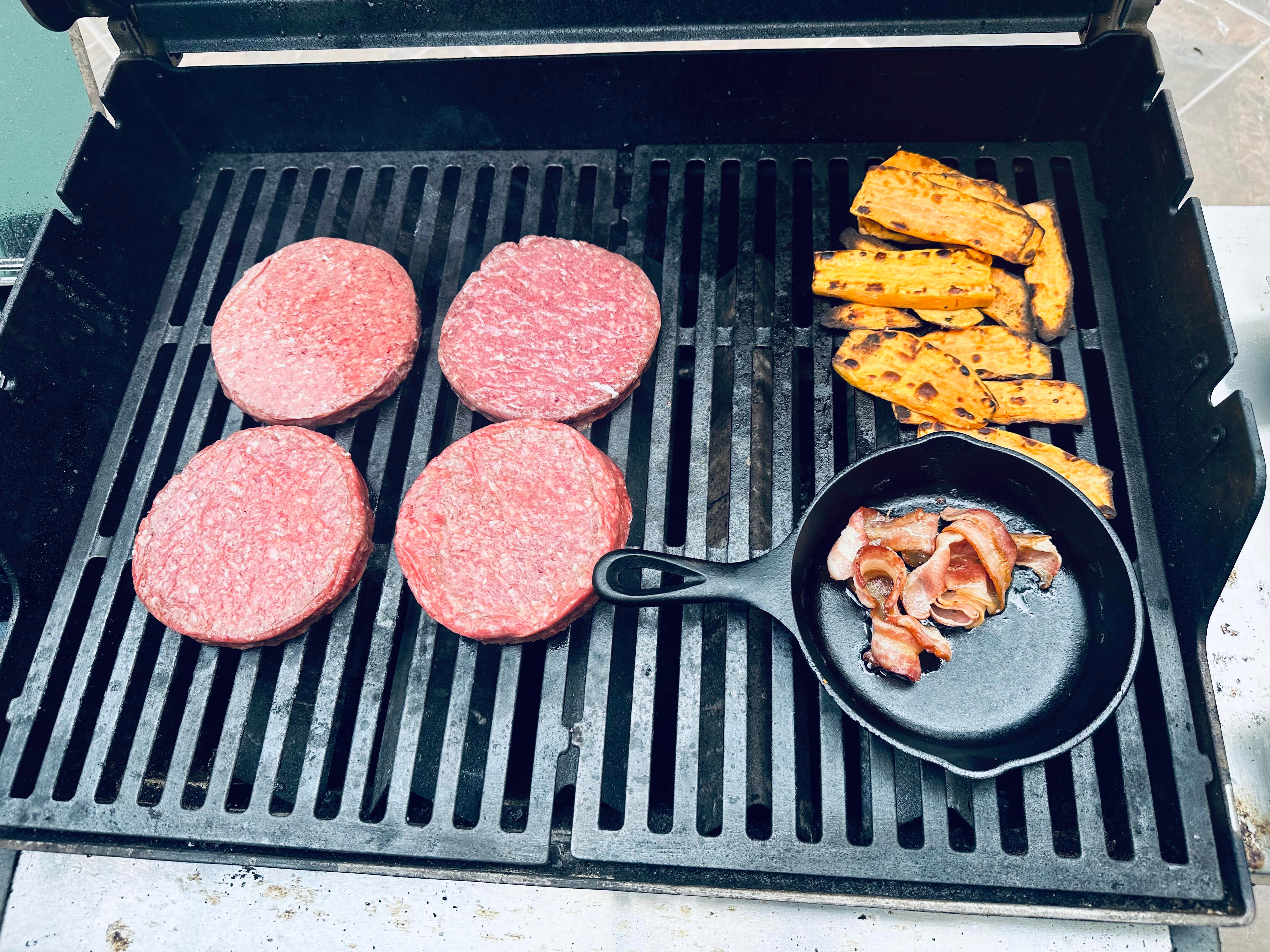 American Wagyu burgers Dining and Cooking