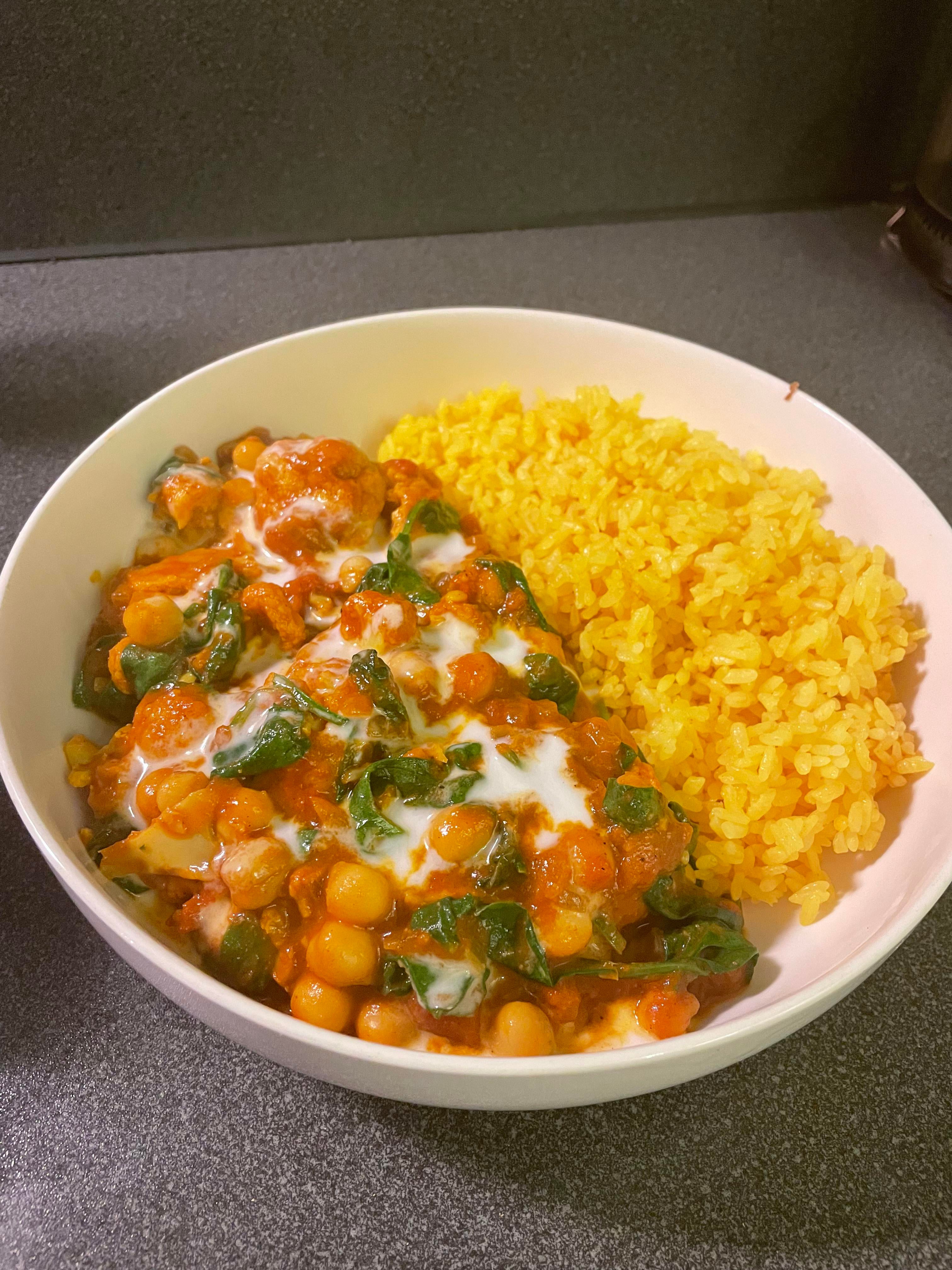 Chickpea and cauliflower curry - Dining and Cooking