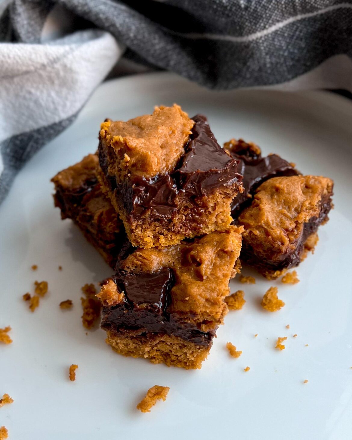 Easy Fudge Filled Pumpkin Bars
