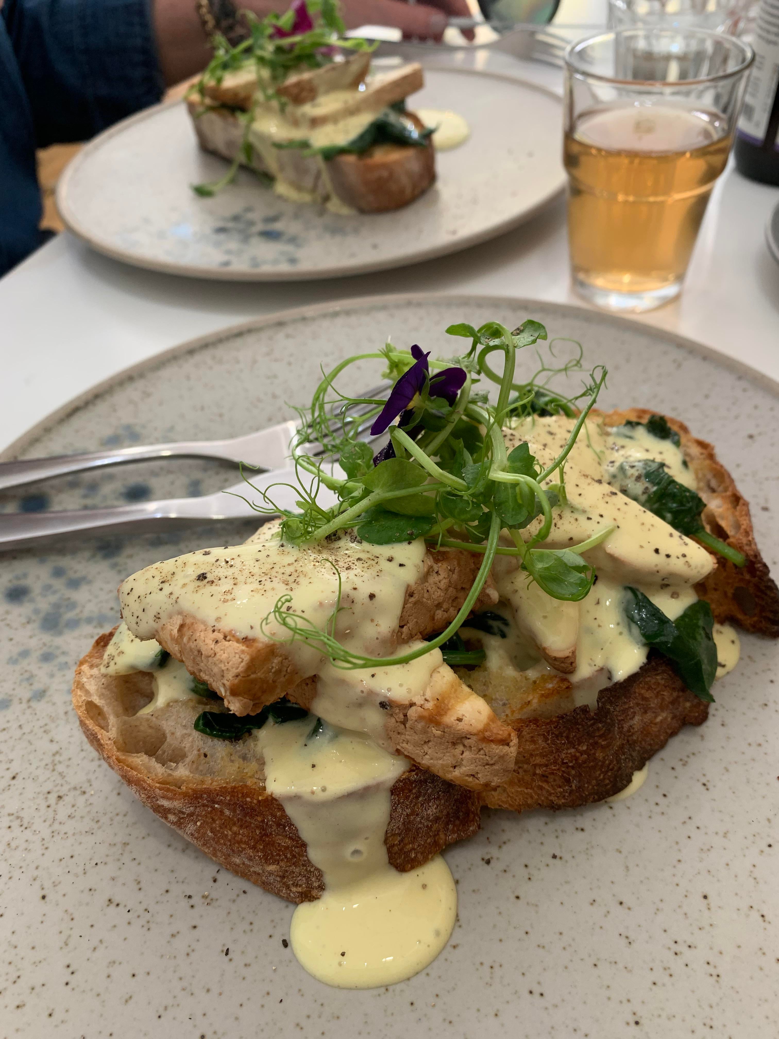 Smoked tofu florentine with vegan hollandaise sauce + spinach Dining