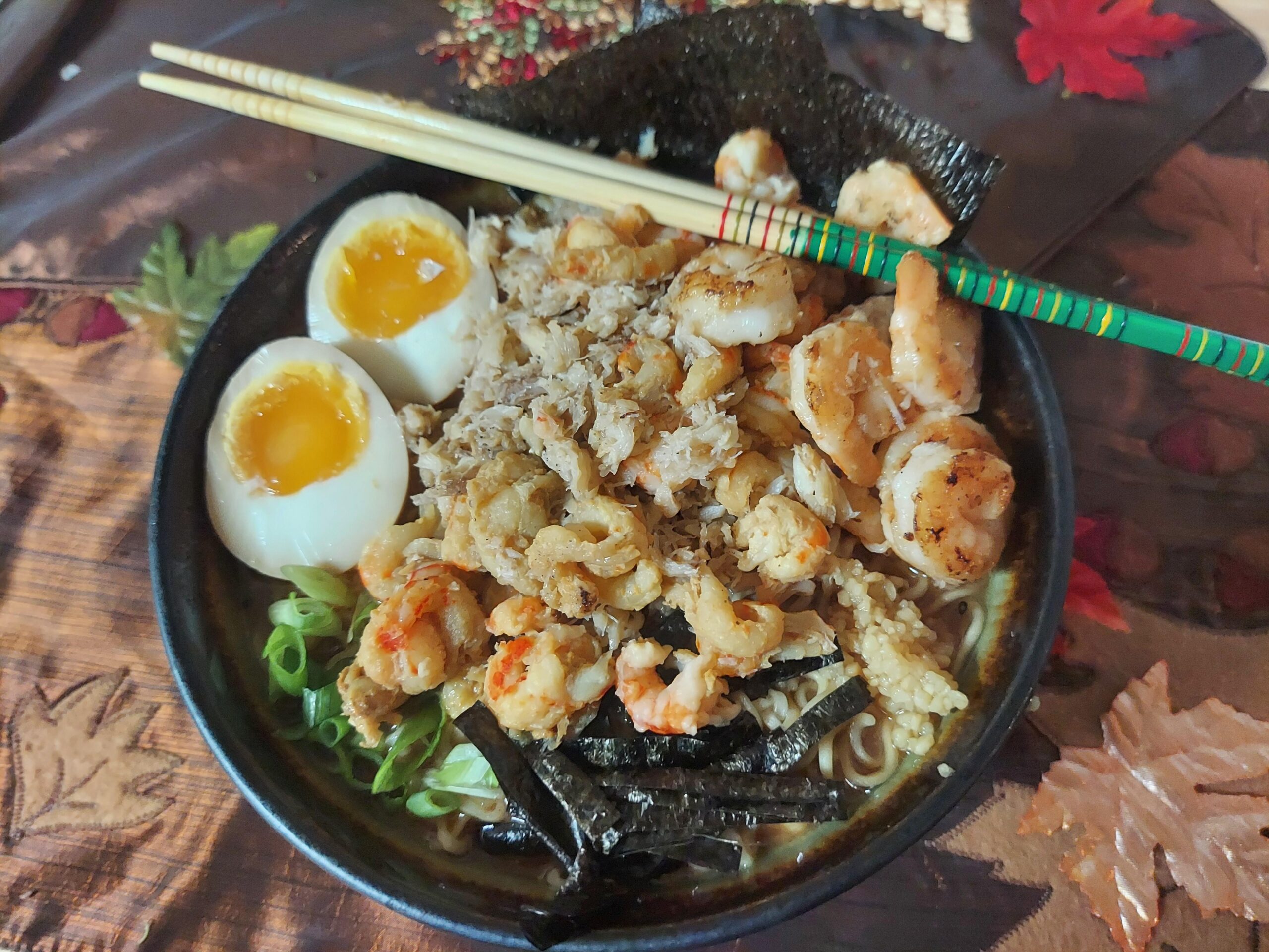 Seafood kara miso, tonkotsu double soup. Dining and Cooking