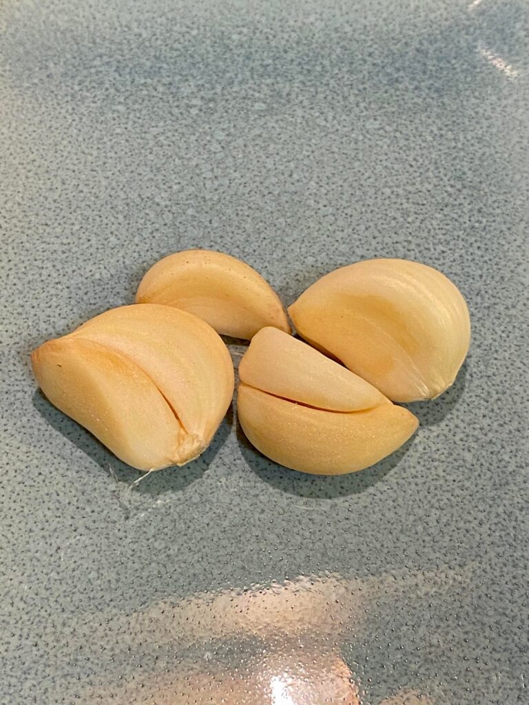 Poorly cured garlic: will it sprout?