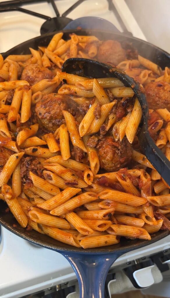 Classic meatballs and pasta
