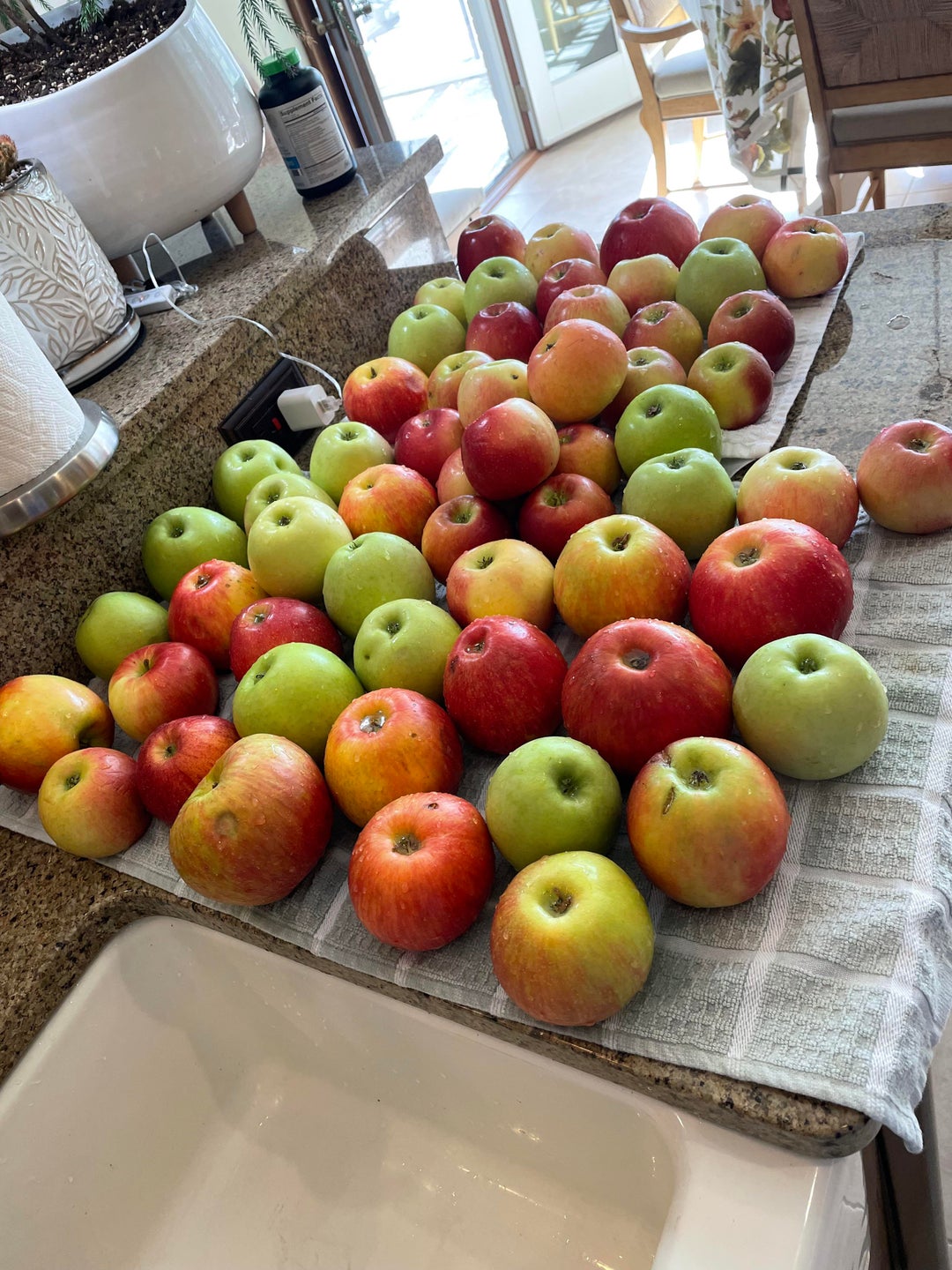 Applesauce! Before and after 🍎 🍏 Dining and Cooking