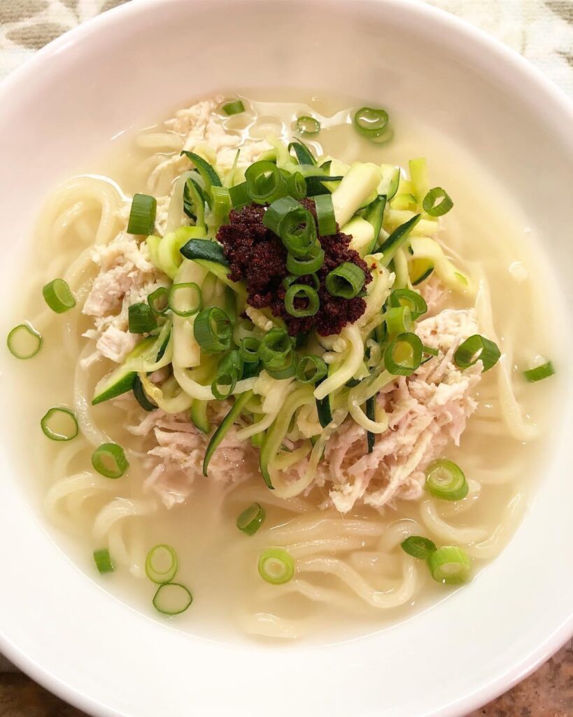 Ending a busy weekend with our family favorite, homemade dak-kalguksu.