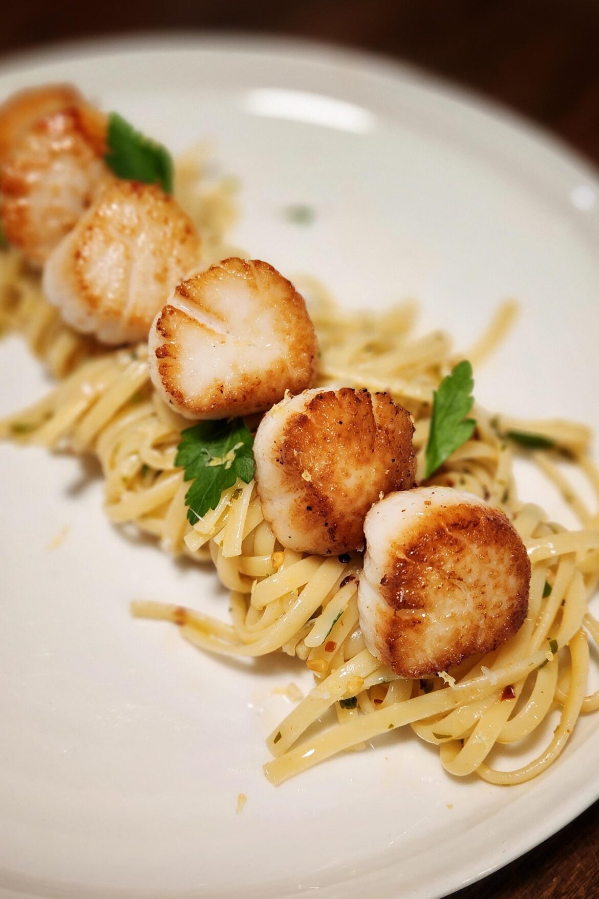 [homemade] Seared scallops with lemon butter sauce
