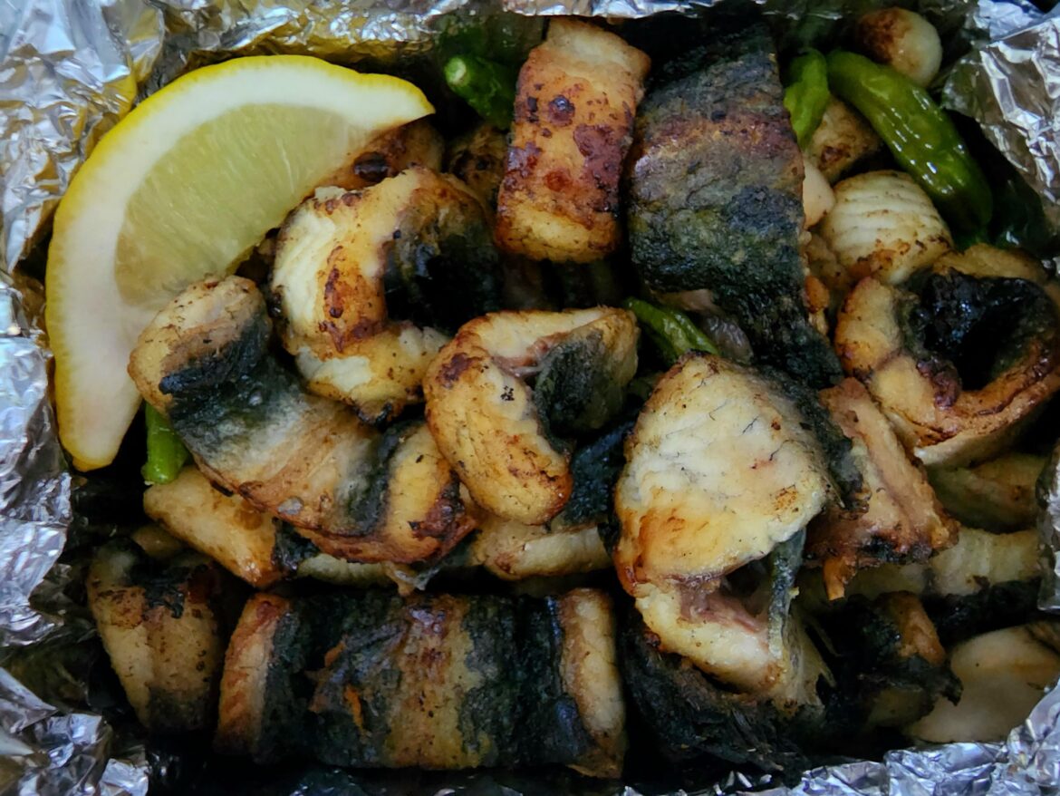 Salt grilled freshwater eel delivery! Banchan not pictured.