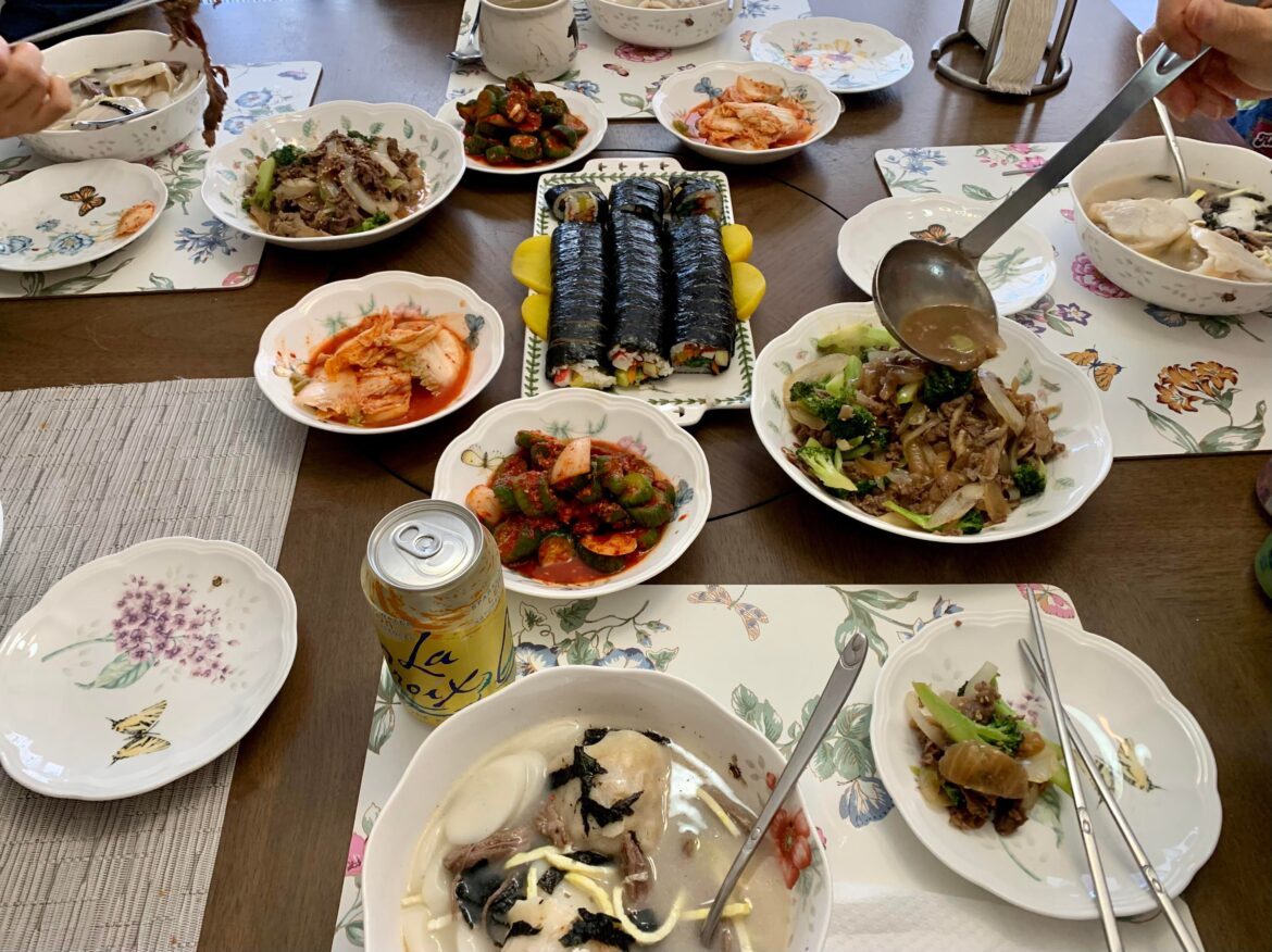 Korean classics (dduk mandu gook, kimbap & bulgogi) at my Aunt’s