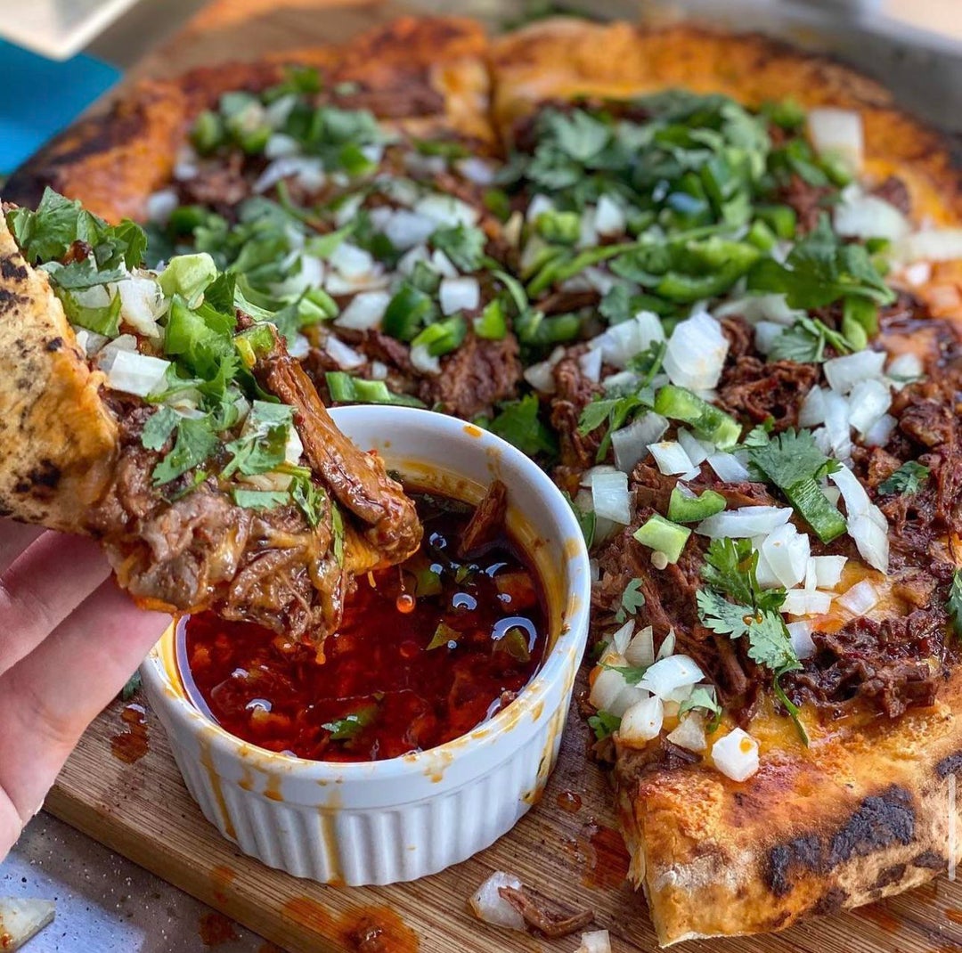 [Homemade] Birria "pizza" Dining and Cooking