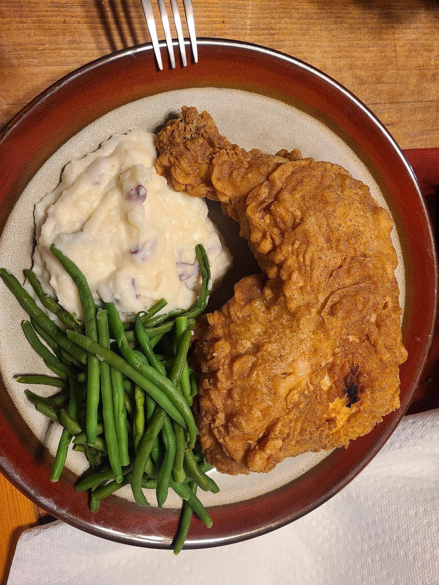 Fried chicken, creamed red potatoes, and green beans Dining and Cooking