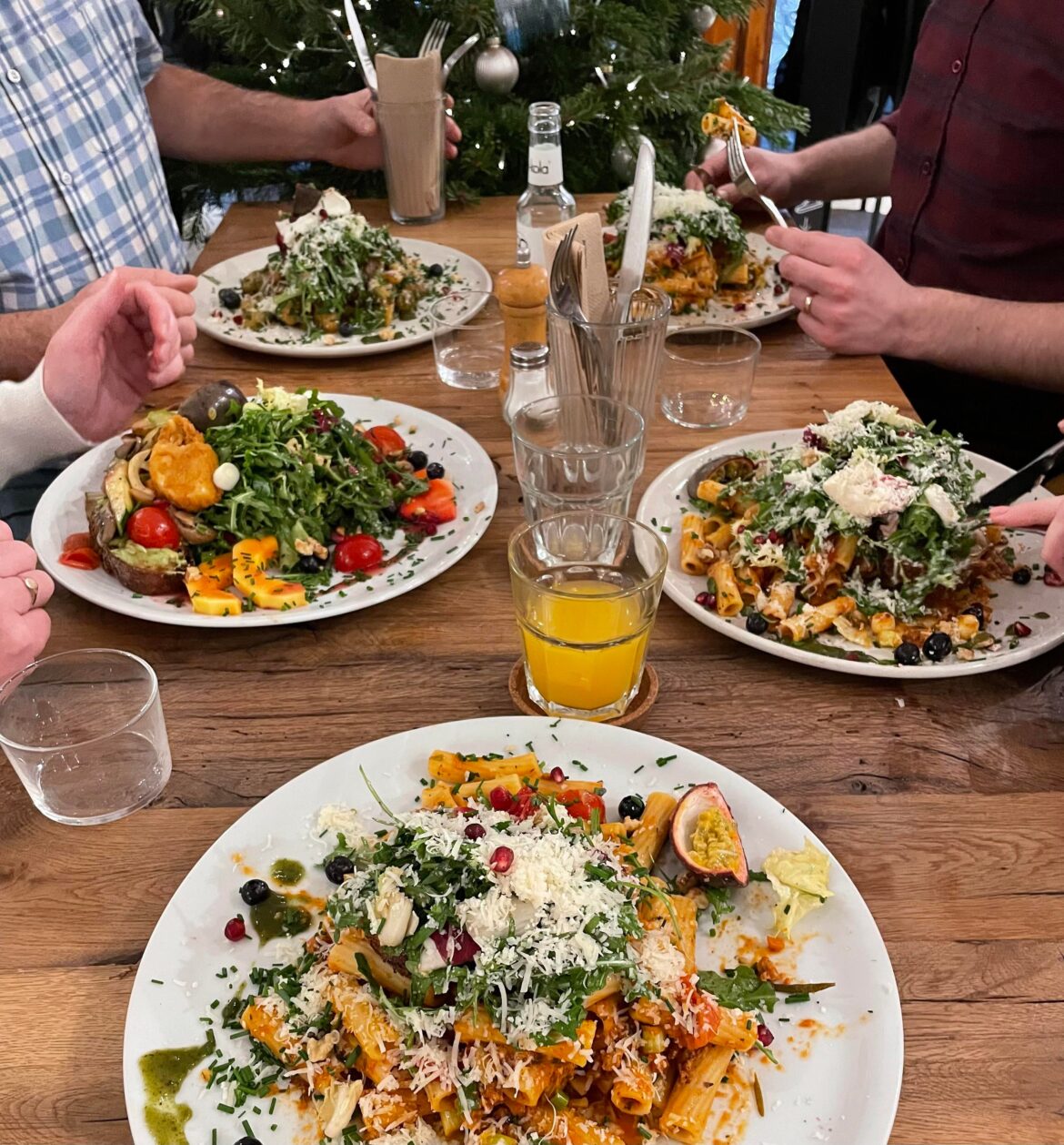 Took my family to a vegetarian restaurant called Ivy in Hamburg, Germany. The food was absolutely stunning.