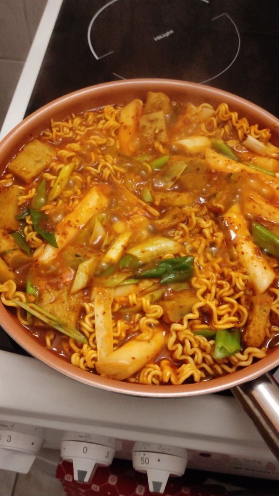 Rabokki (I added the eggs later)