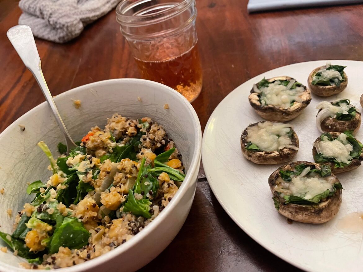 Mozzarella & spinach stuffed mushrooms, chickpea & quinoa curry salad + sparkling rosé