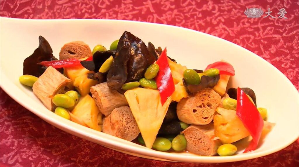 Sweet and Sour Seitan with Pineapple