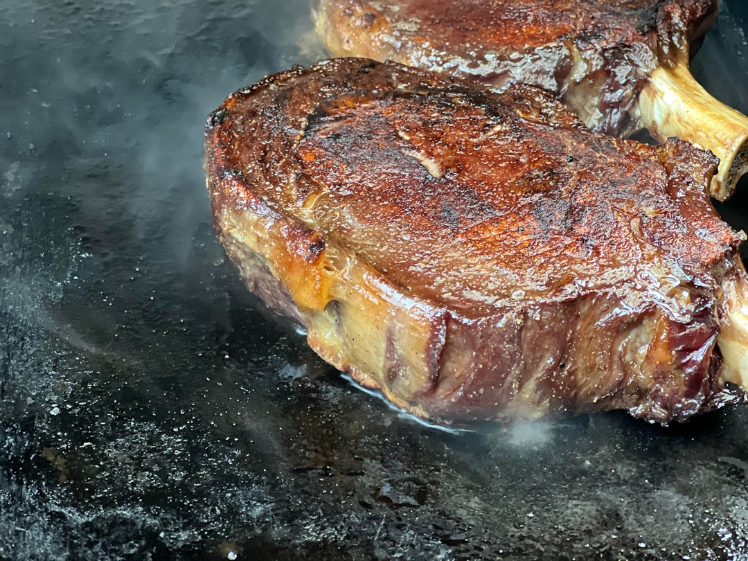 A little Wednesday pick me up. Coles bog standard Rib Eye. Dining and