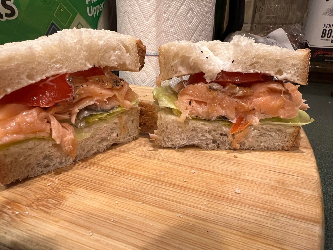 Simple lemon pepper salmon, lettuce, tomato & mayo sandwich Dining