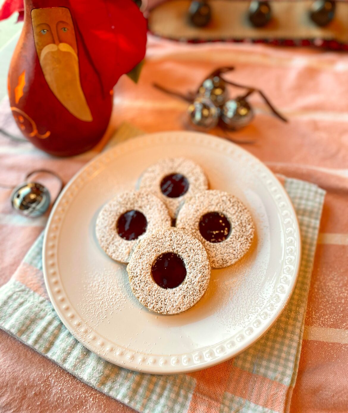 Linzer Cookies