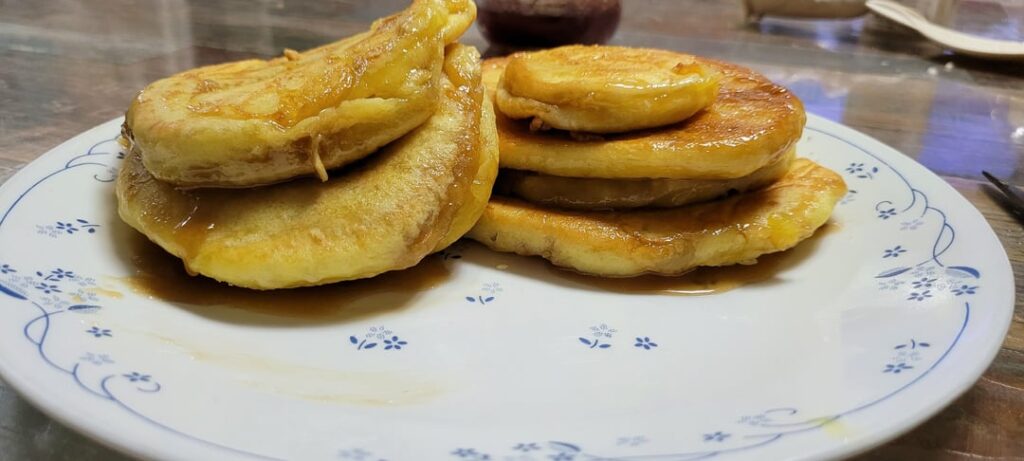 I should've followed the recipe on the product but still, it's not bad hotteok!