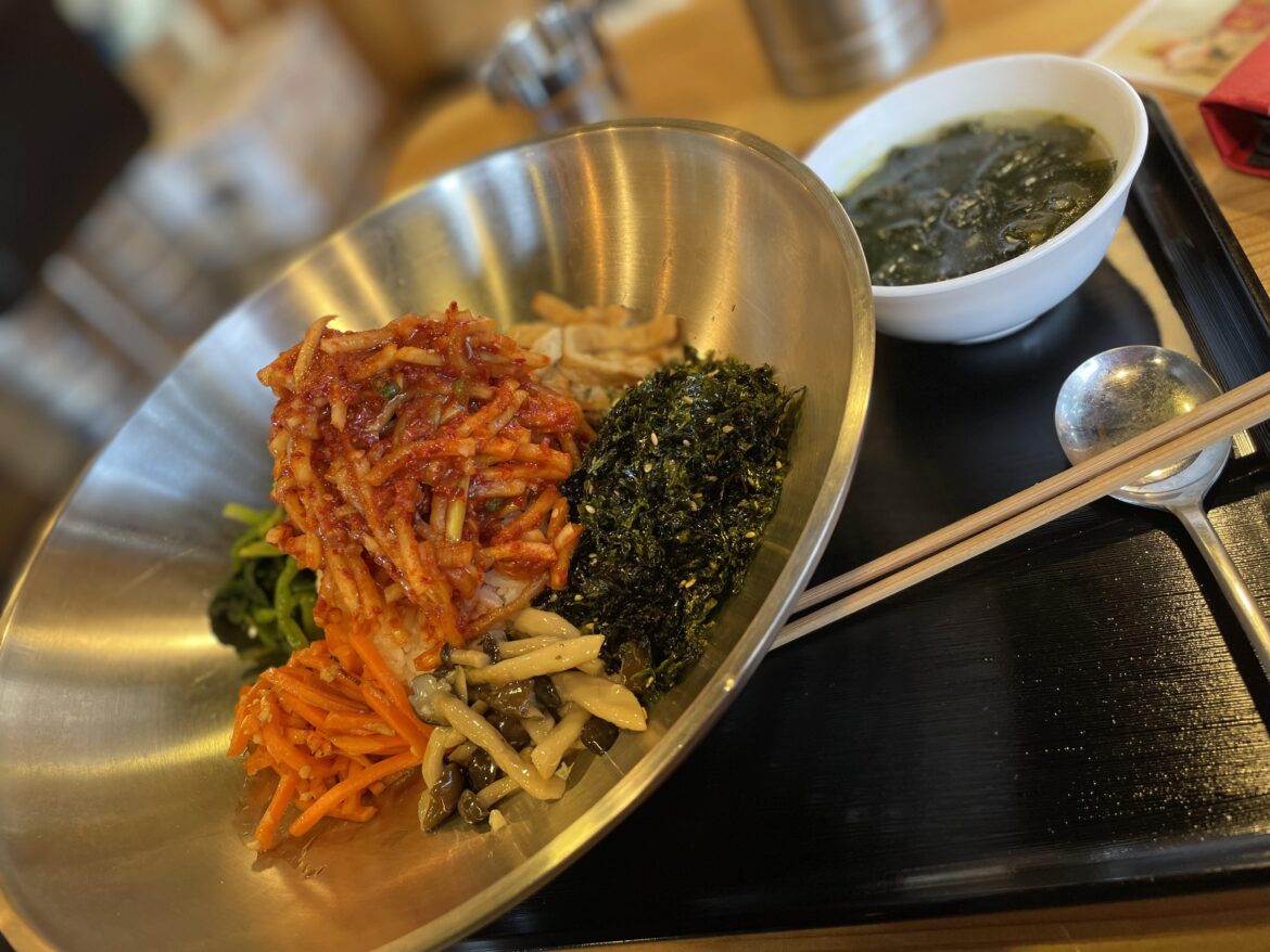 Ate bibimbap for lunch that I even underestimated its quantitiy 😂 So delicious and satisfied! Korean Restaurant here in Ichihara, Japan