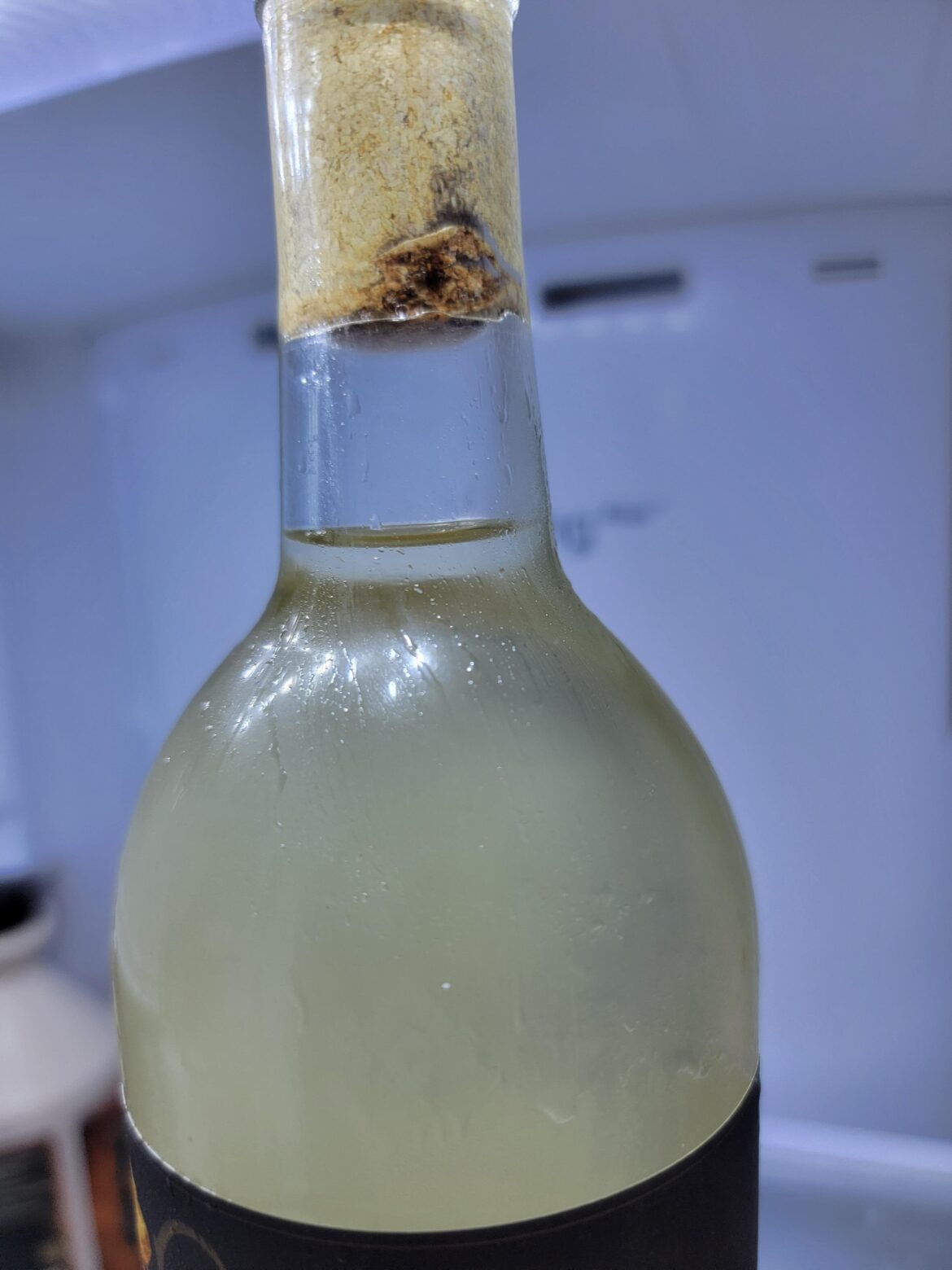 Cork Discoloration and Crumbling Cork Discoloration and Crumbling