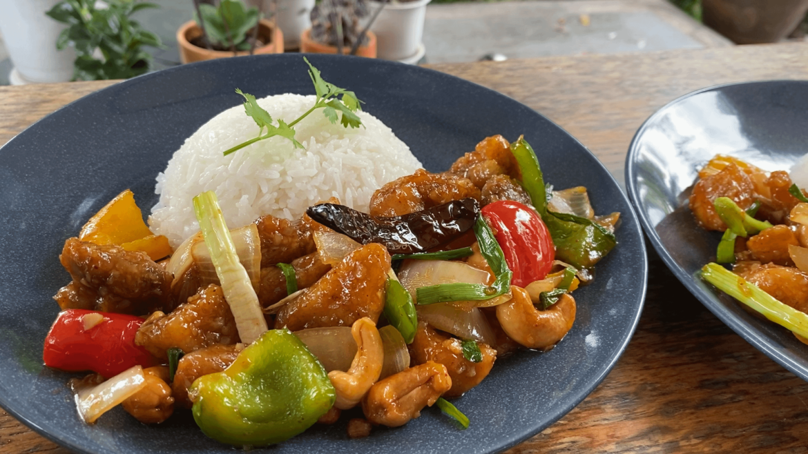 Thai Chicken Cashew Stir-fry (Recipe with smoked chilli paste)