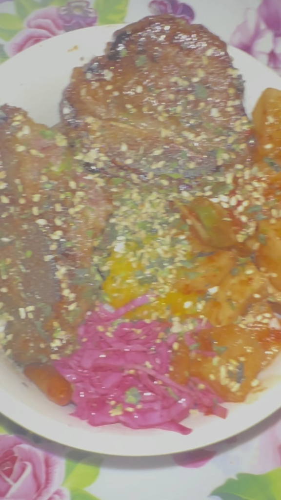 Made a simple short rib bowl with pickled cabbage and kimchi radish and egg yolk.