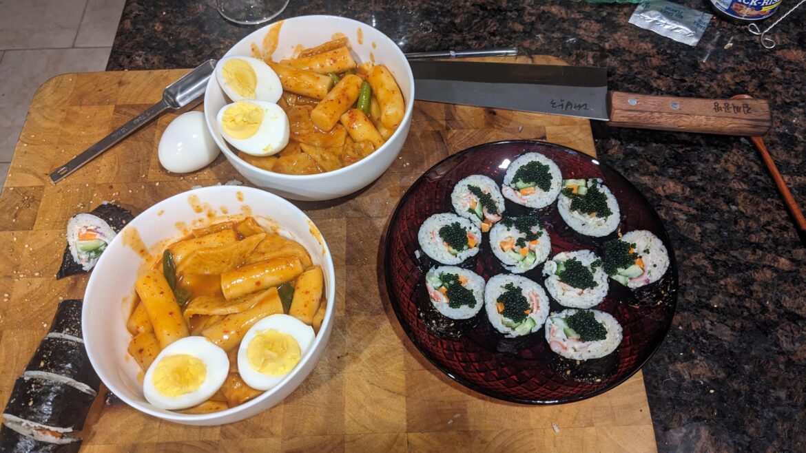 Tteokbokki and gimbap