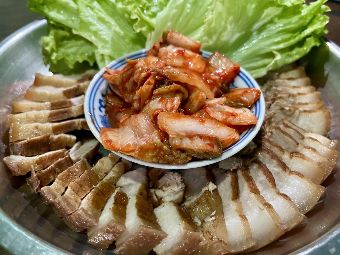 First attempt at boiling suyuk for bossam!