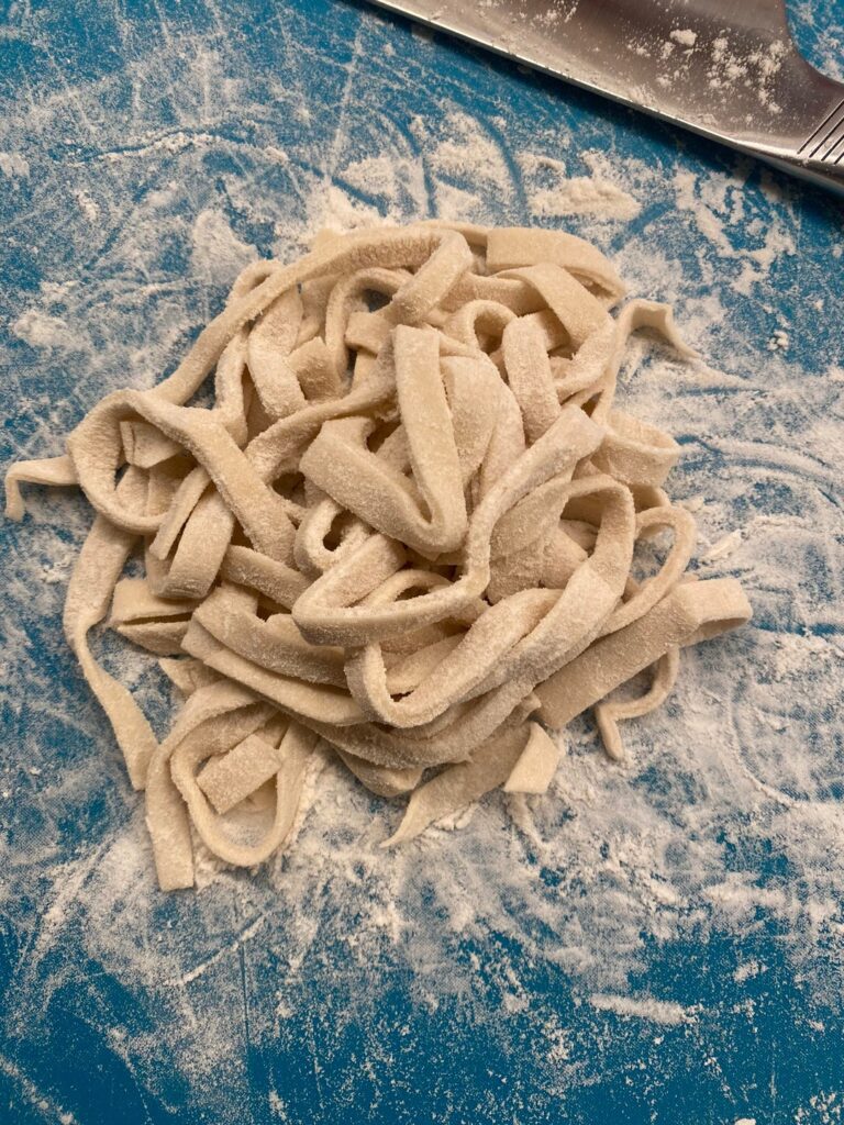 1st attempt at Kal-guksu noodle. Needed something starchy for my leftover Clam and Kimchi stew. Turned out yummy and chewy!