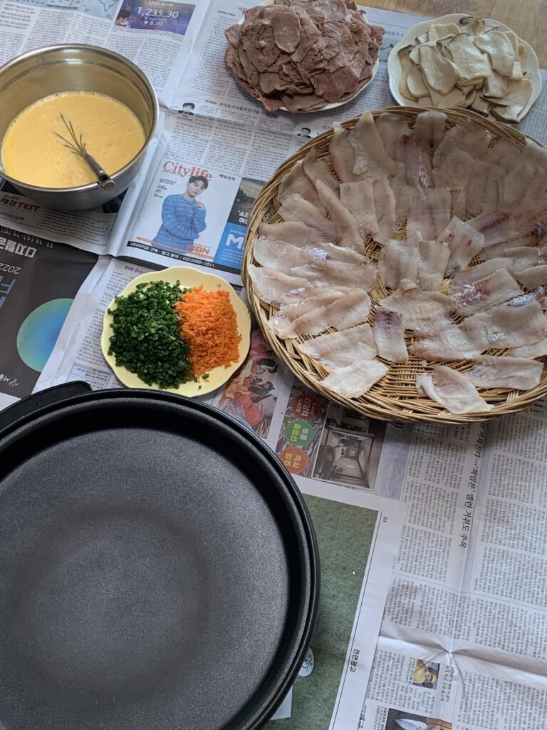 Making lunar new years jeon with grandma :)